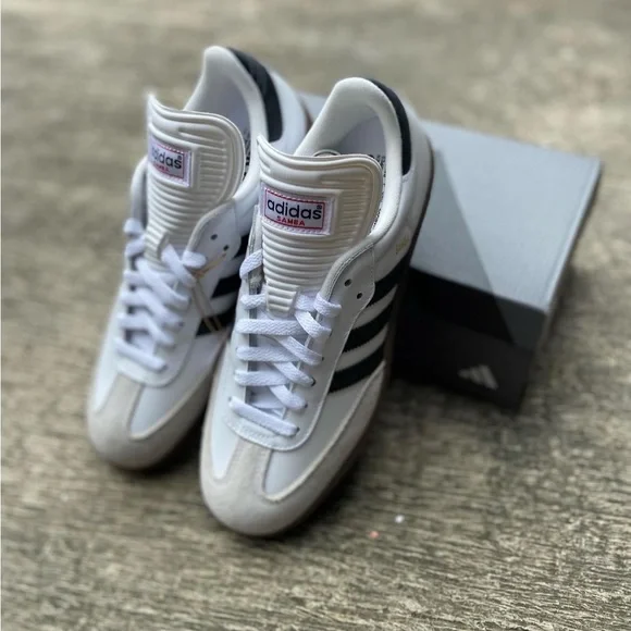 Adidas Samba Classic Leather Sneakers White Light Brown Soles New in Box - Picture 3 of 5
